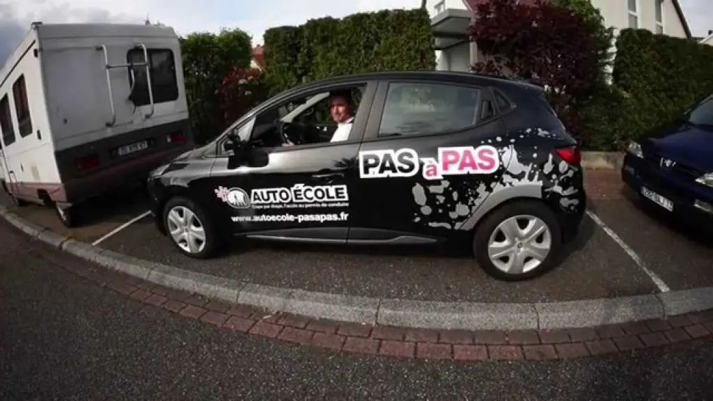 Auto-école contact + : Comment être sûr de bien conduire ?