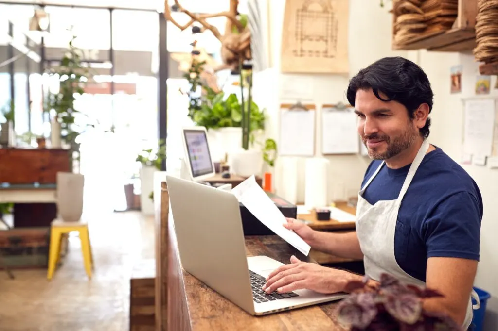 marketplace gestion, avis clients, optimisation vente, e-commerce solutions, performance vente