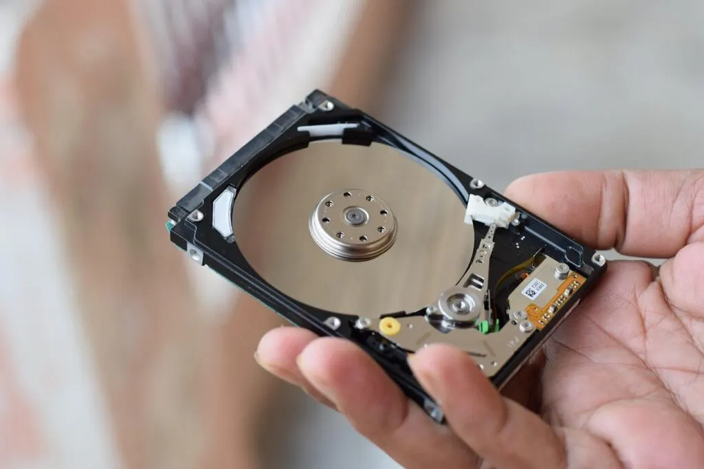 découvrez le cloud storage, une solution pratique et sécurisée pour stocker, gérer et partager vos fichiers en ligne. accédez à vos données depuis n'importe où et assurez leur protection grâce à des technologies avancées de sauvegarde et de chiffrement.