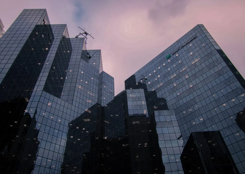 découvrez comment optimiser votre entreprise avec une infrastructure cloud performante. explorez les avantages, la flexibilité et la sécurité offerts par les solutions cloud pour moderniser vos opérations et favoriser la croissance.
