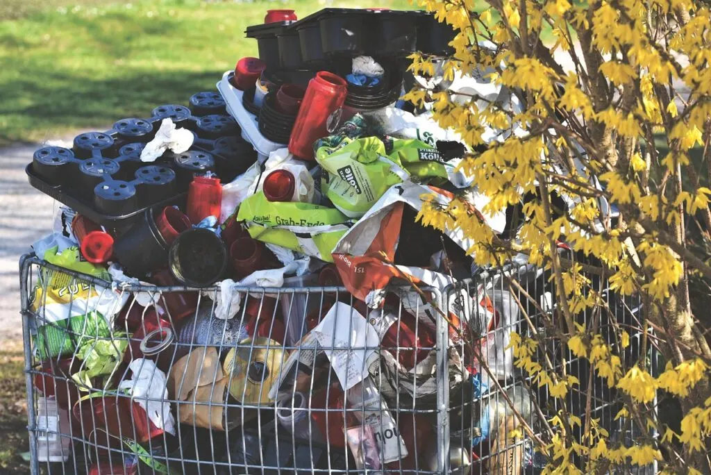 découvrez des stratégies efficaces pour réduire les déchets et adopter un mode de vie plus durable. apprenez comment petits gestes quotidiens peuvent faire une grande différence pour notre planète.
