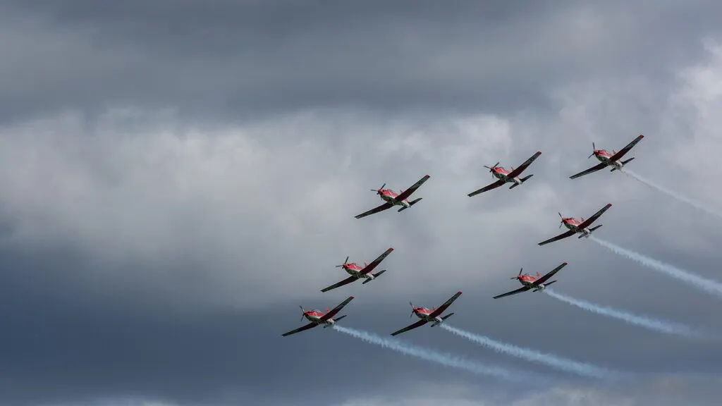 découvrez cloud formation, la solution idéale pour automatiser la création et la gestion de vos ressources cloud. simplifiez vos déploiements avec des modèles personnalisés et optimisez vos infrastructures en toute sécurité.