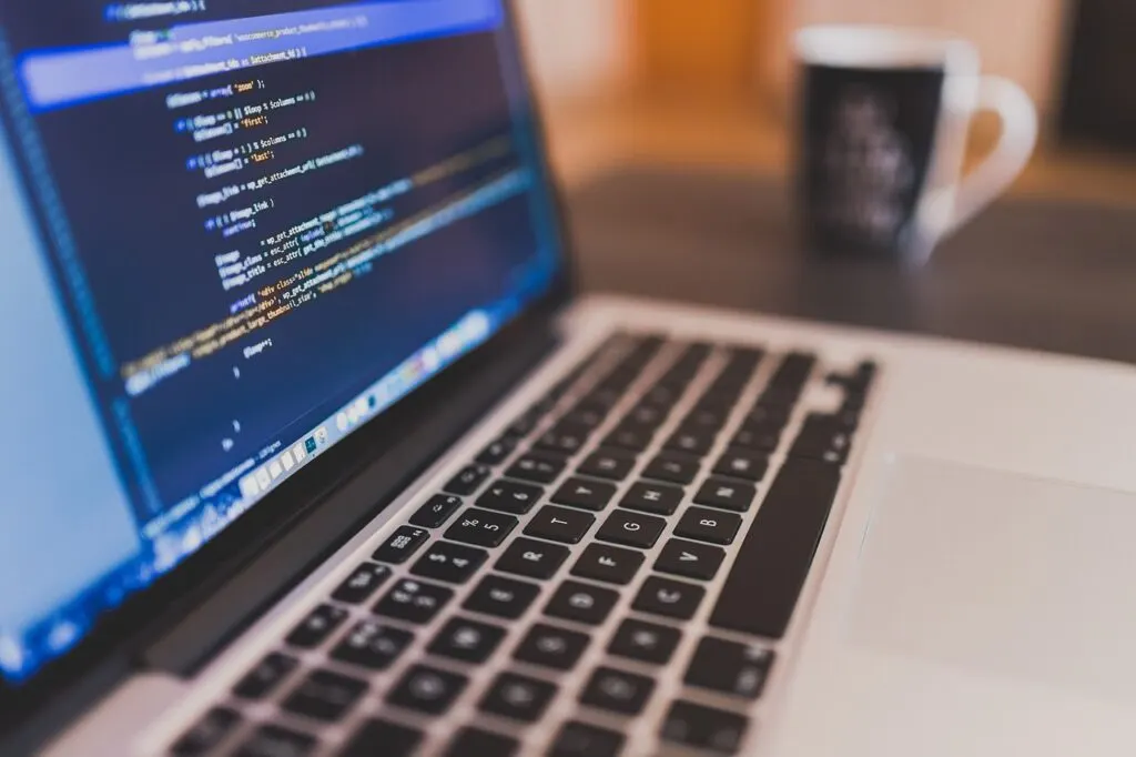 découvrez comment le cloud software permet aux entreprises d’accéder à des applications innovantes, sécurisées et évolutives, tout en optimisant leur performance et leur productivité.