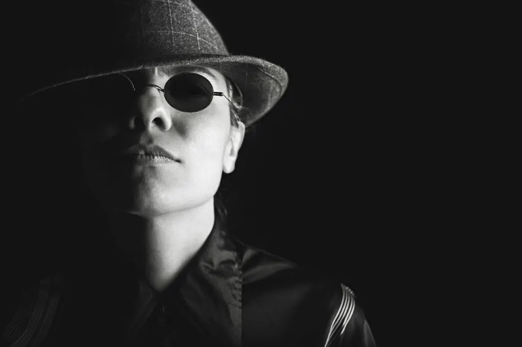 découvrez l'univers intrigant de jingle thief, une histoire captivante où la musique, le mystère et l'aventure s'entremêlent. plongez dans cette intrigue unique pleine de rebondissements autour d'un voleur de jingles inégalé !