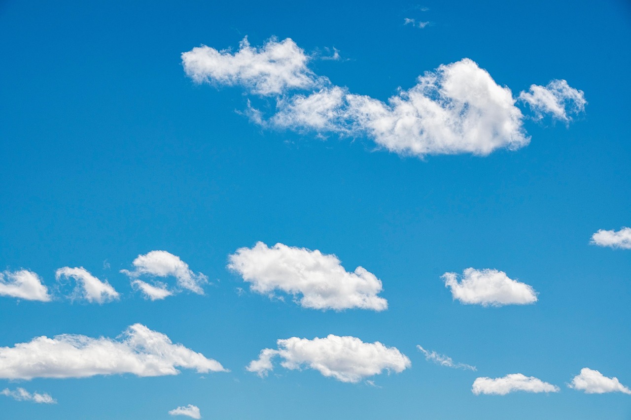 découvrez tout sur les etf cloud : investissement innovant dans les technologies cloud, leur fonctionnement, avantages et meilleures stratégies pour diversifier votre portefeuille.