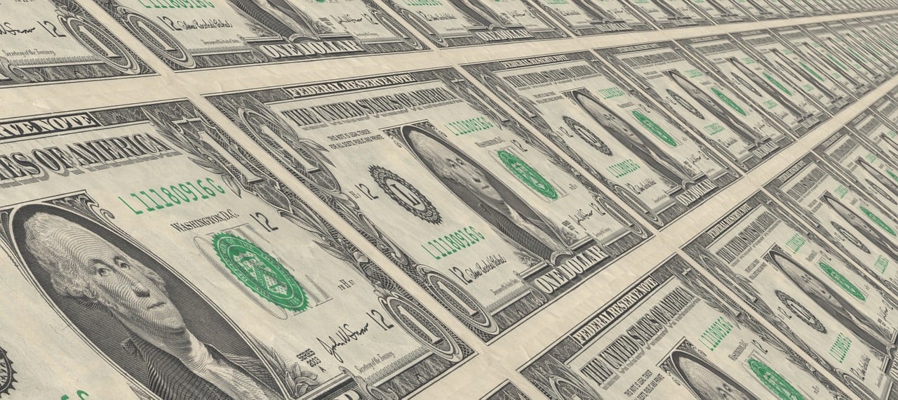 analysez les divergences des indices boursiers américains pour mieux comprendre les tendances du marché et prendre des décisions d'investissement éclairées.
