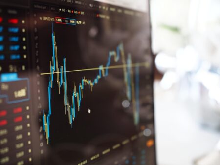 analyse des divergences des indices boursiers américains : comprendre les signaux et prévoir les tendances du marché.