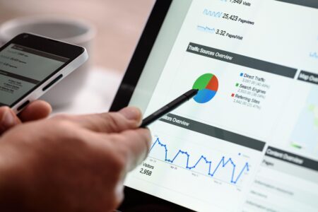 découvrez la croissance des revenus de google cloud, ses performances financières récentes et ses perspectives de développement dans le secteur du cloud computing.