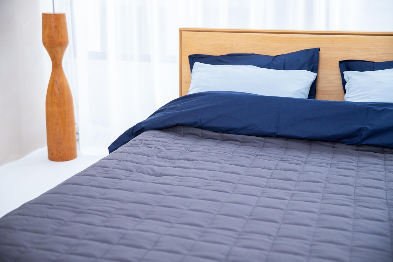 découvrez notre couette d'été légère et respirante, idéale pour des nuits fraîches et confortables pendant la saison chaude.